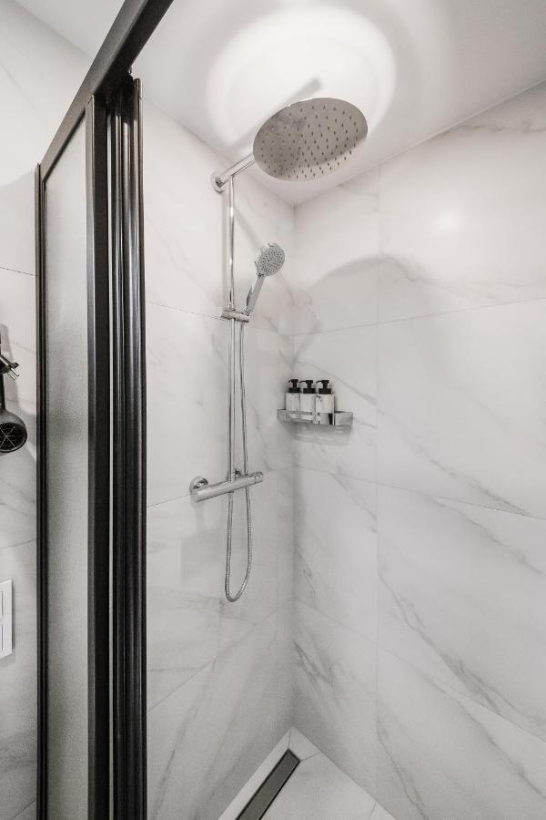 Stylish Apartment In Zverynas Вильнюс Экстерьер фото